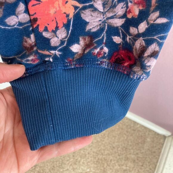 Cozy, warm, Floral joggers w/ pockets slouchy, high waist sweat pants - Picture 9 of 9